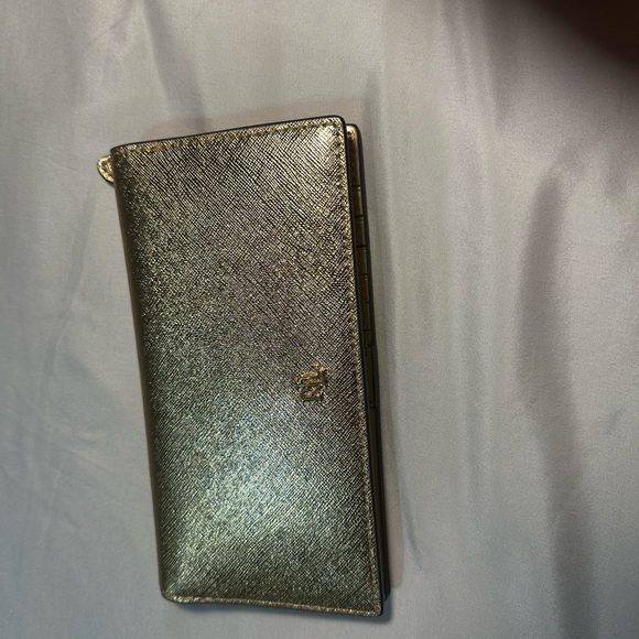 Ralph Lauren Gold Leather Wallet - Picture 2 of 13
